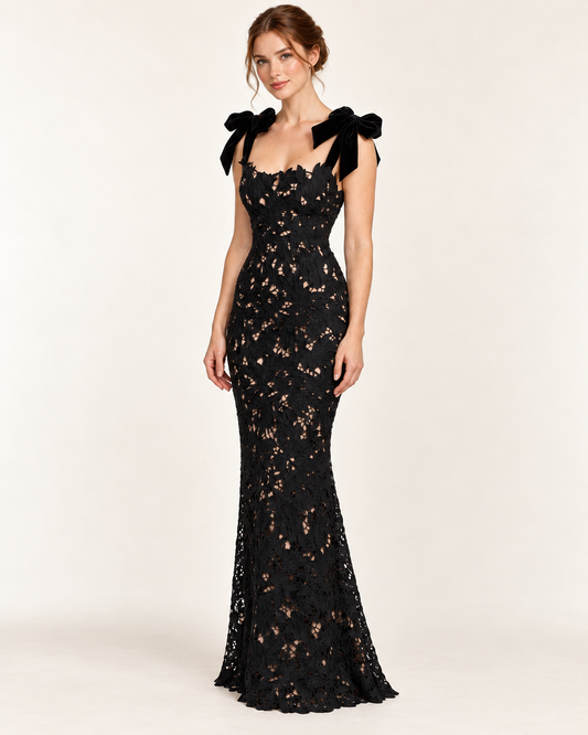 Women's Sleeveless Bow-Tie Dress — Black — Three-quarter