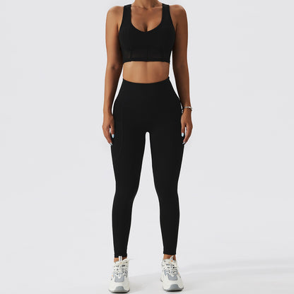 Women’s Seamless Running Set – Wireless Support & Tights
