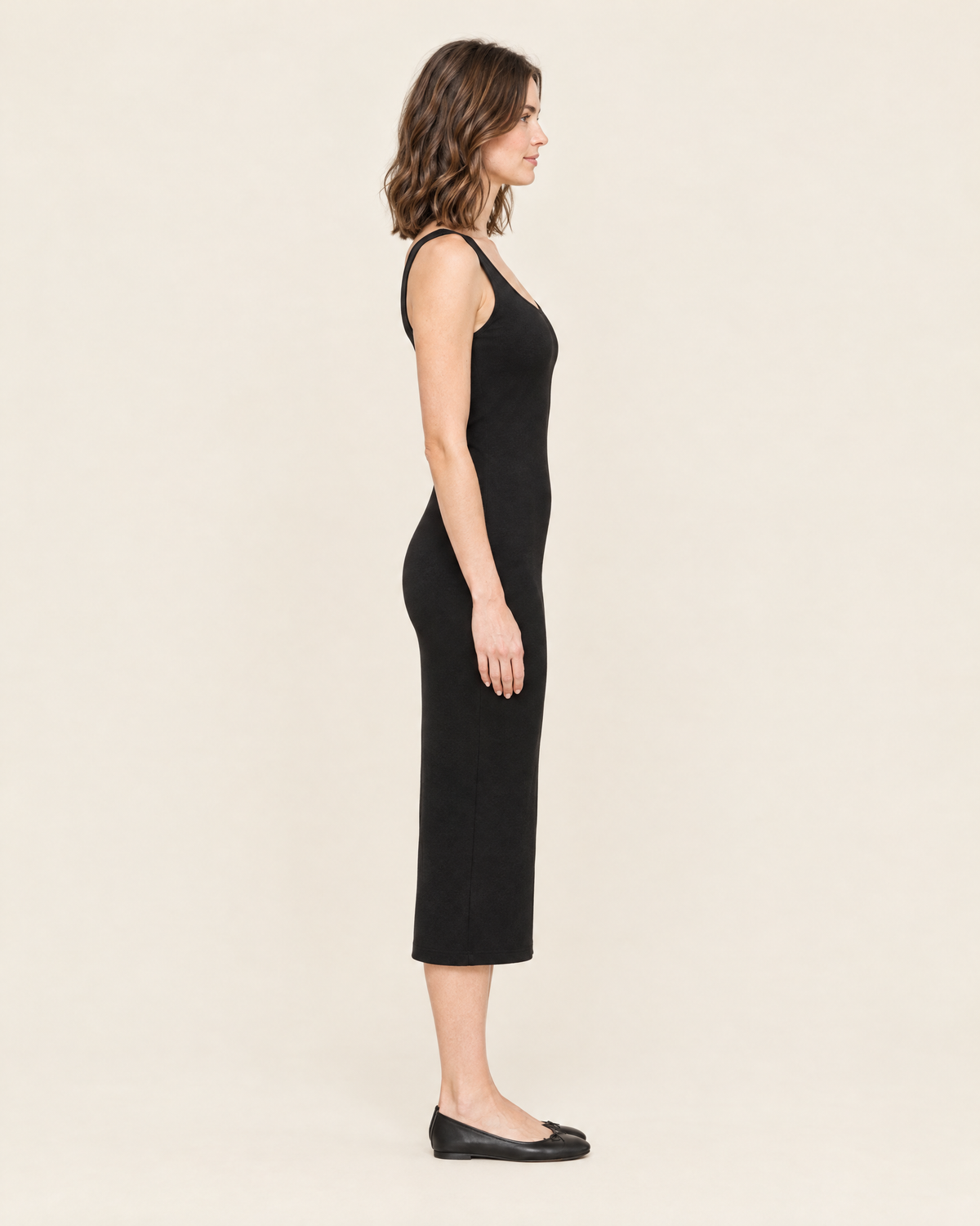 Women's Sleeveless Fitted Midi Dress in Black, 03 side view